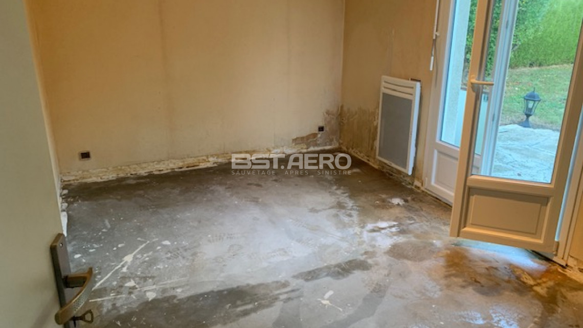 odeur persistante suite d&eacute;c&egrave;s dans un appartement