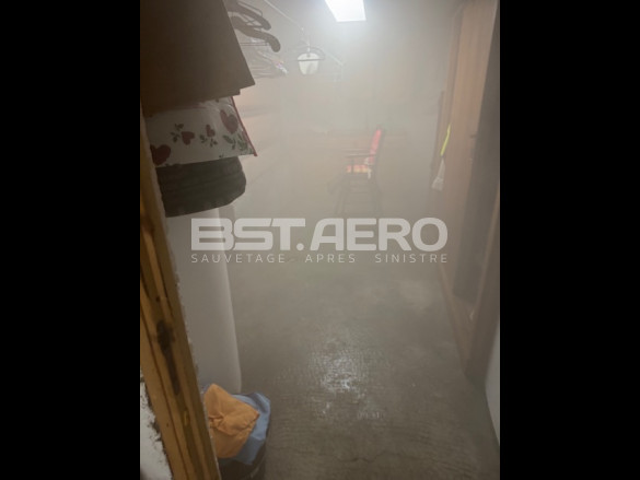 Décontamination olfactive complète des surfaces et de l’air suite à un débordement fuel