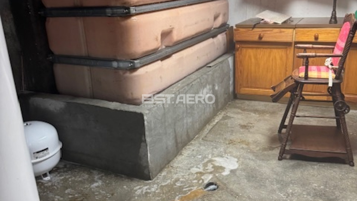 Neutralisation d&rsquo;une odeur de fioul persistante dans un chalet apr&egrave;s sinistre.