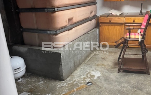 Neutralisation d’une odeur de fioul persistante dans un chalet après sinistre.